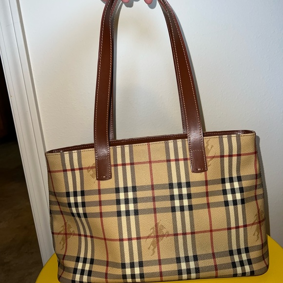 Burberry Bag - Picture 2 of 5